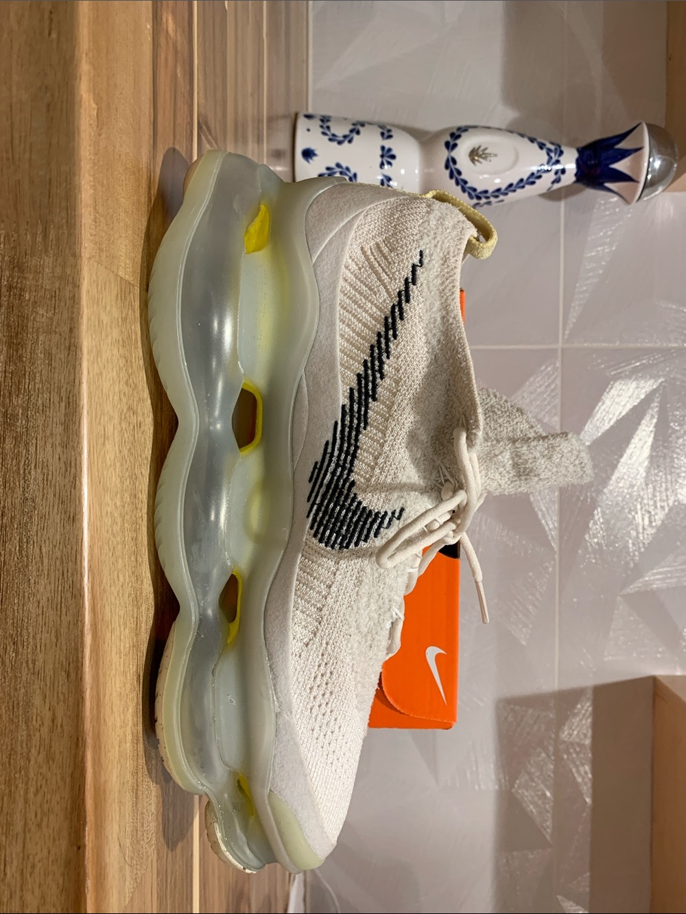 Nike Air Max Scorpion Flyknit Lemon Wash Phantom DJ4701-001 Men’s Size 11